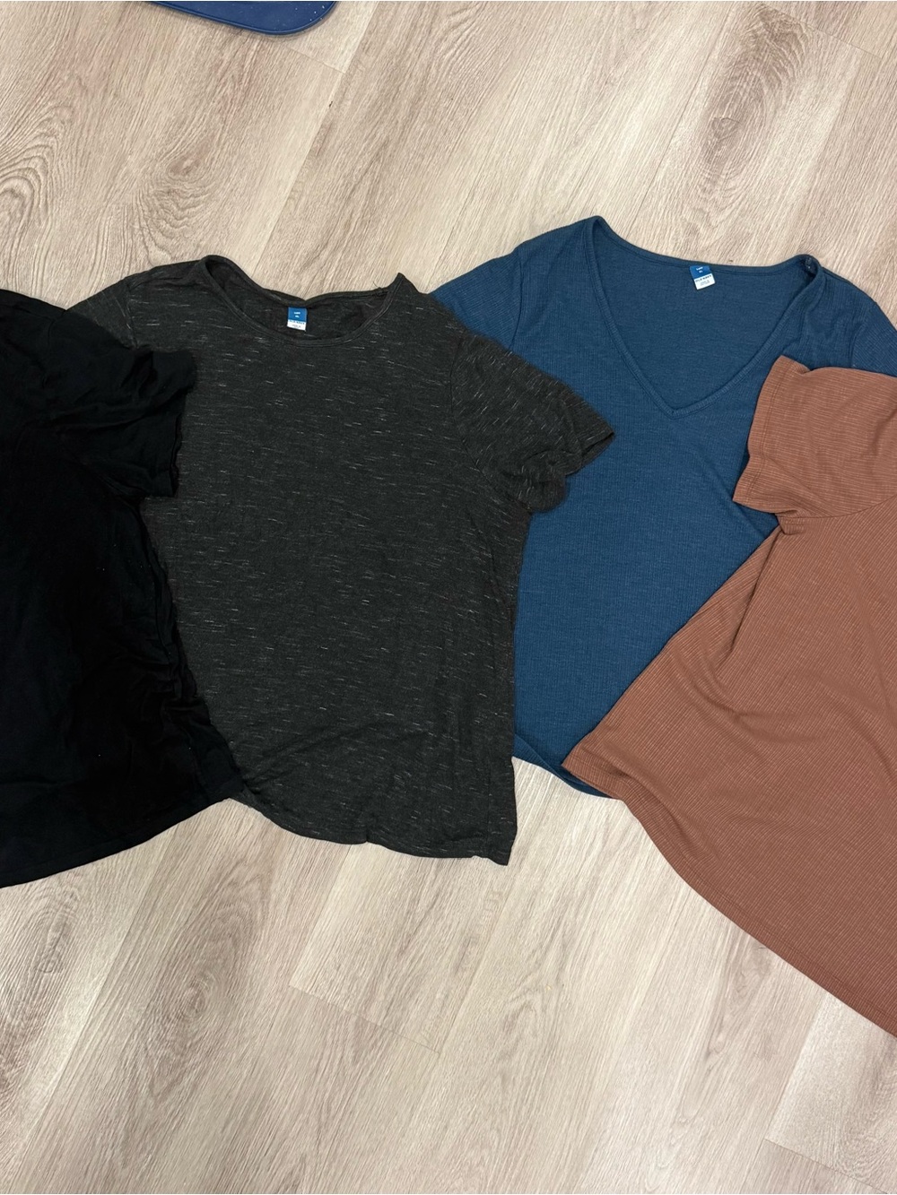 Bundle of Old Navy Short Sleeve Tee Set - Black, Charcoal, Blue, Brown